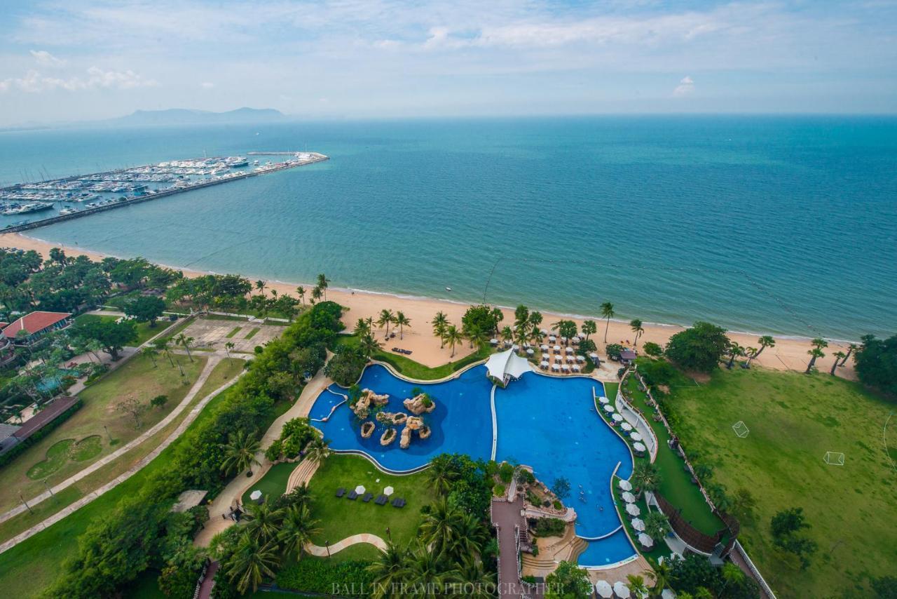 Movenpick Residences Pattaya With Ocean View Na Chom Thian Buitenkant foto